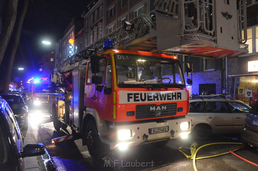 Feuer 2 Y Koeln Neustadt Sued Engelbertstr P10.JPG - Miklos Laubert
